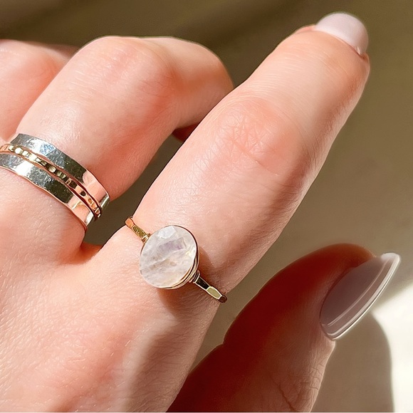 Gold Filled Wire Wrapped Moonstone Ring Dainty Oval Stone Ring Sizes 5-9 - Picture 3 of 4